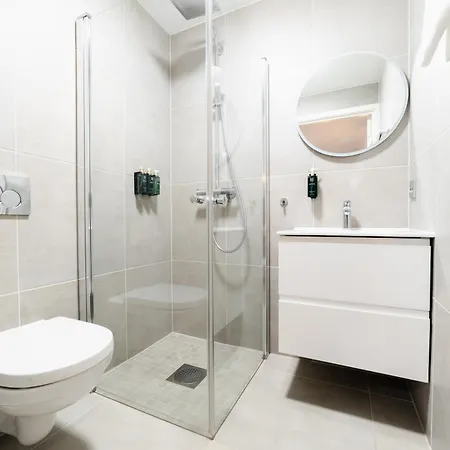 Enter Luxury Villaer