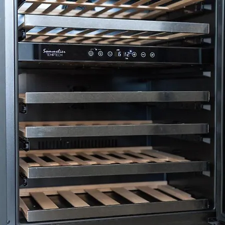 Enter Luxury Villa *