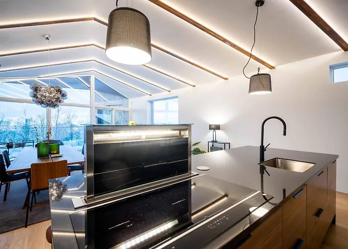 Enter Luxury Villa Tromsø