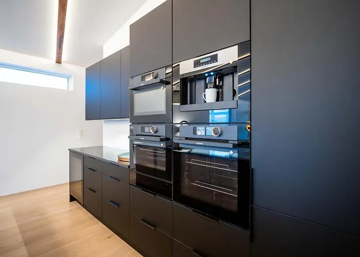 Enter Luxury Villa Tromsø