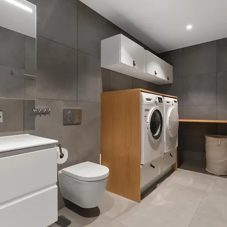 Enter Luxury Tromsø