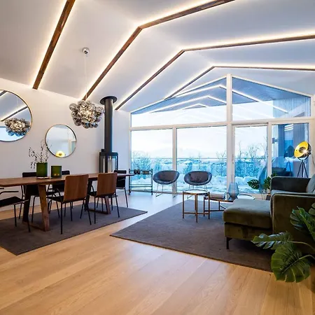 Enter Luxury Tromsø