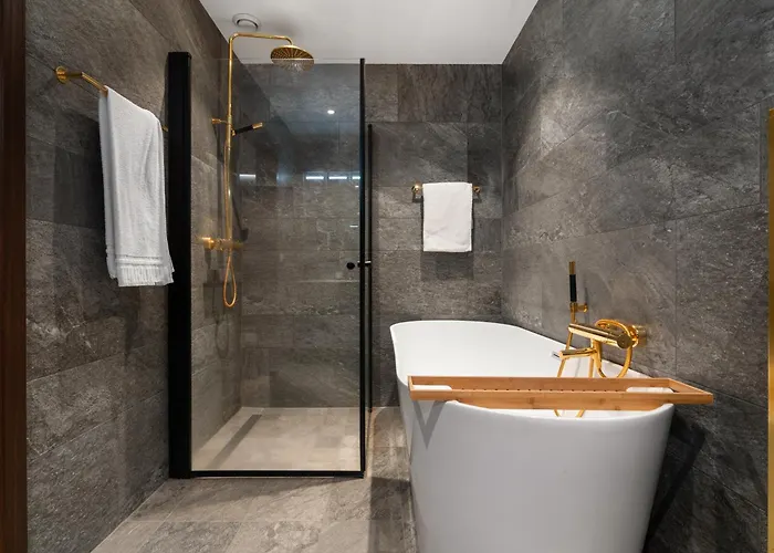 Enter Luxury