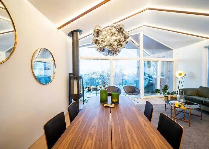 Enter Luxury Villa